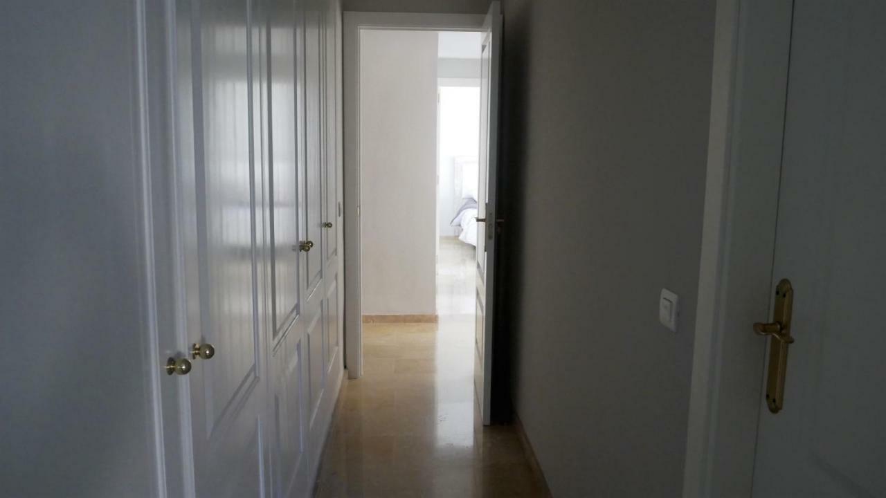 Appartement Hillside Suite มิฮาส ภายนอก รูปภาพ